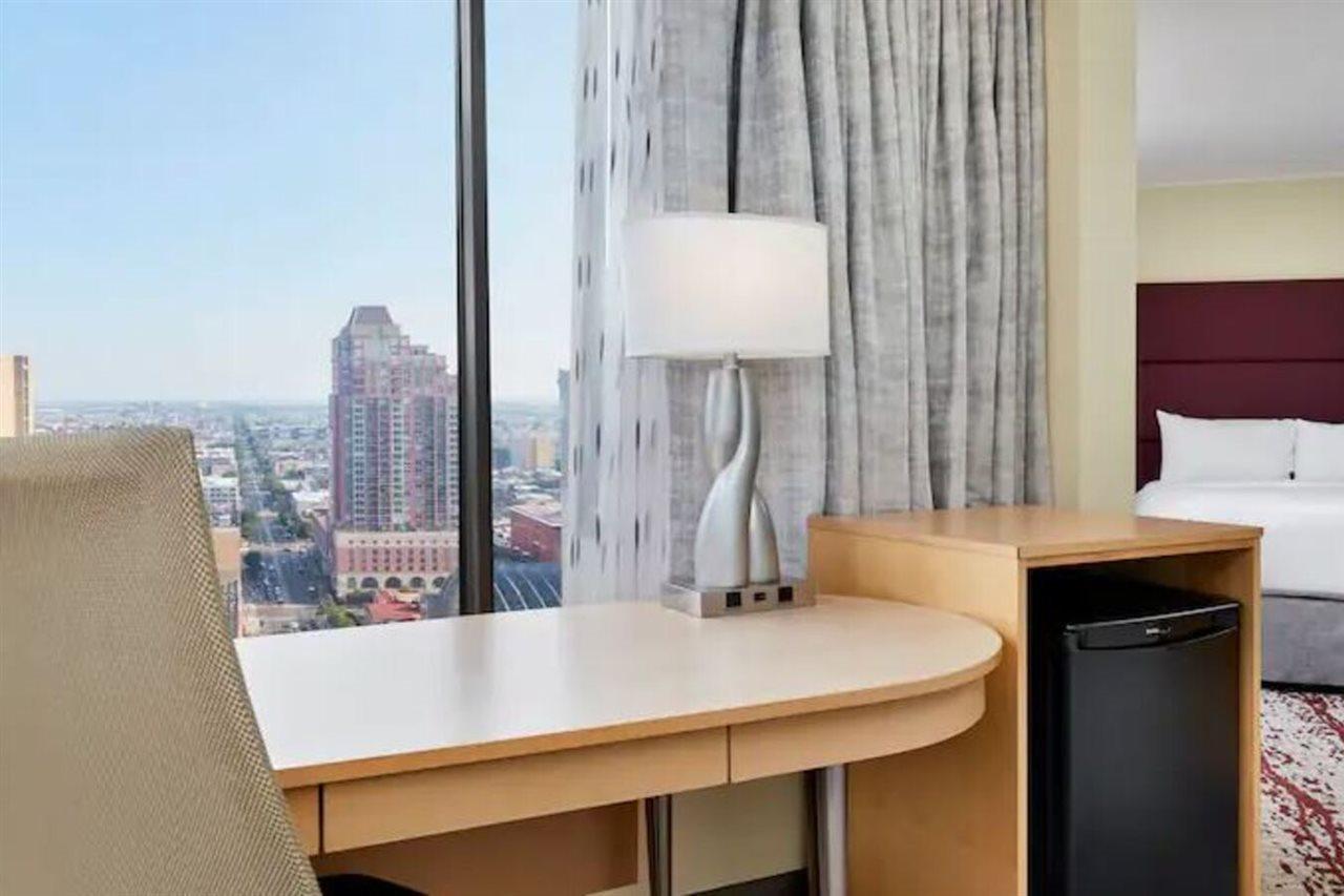 Doubletree By Hilton Hotel Philadelphia Center City Exteriér fotografie
